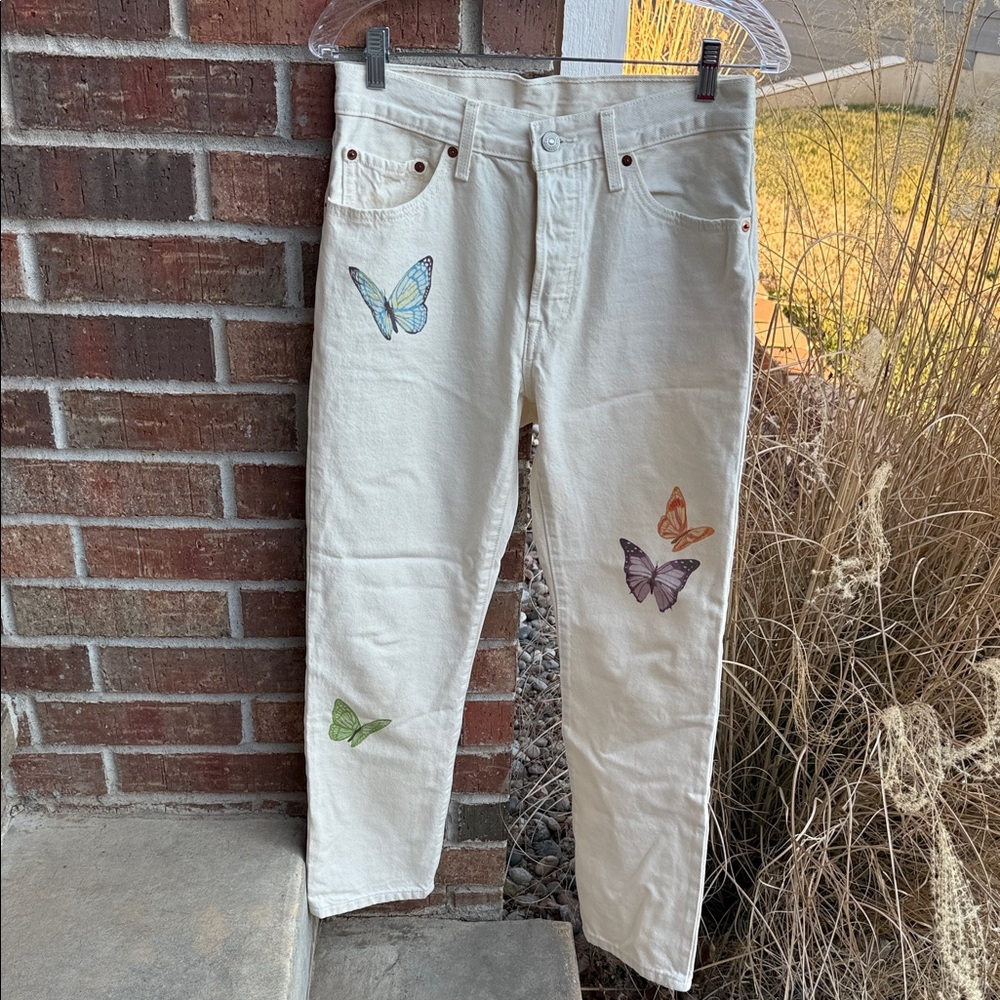 Levi’s 501 Butterfly Embroidered Ladies W27 L28 Cream Jeans